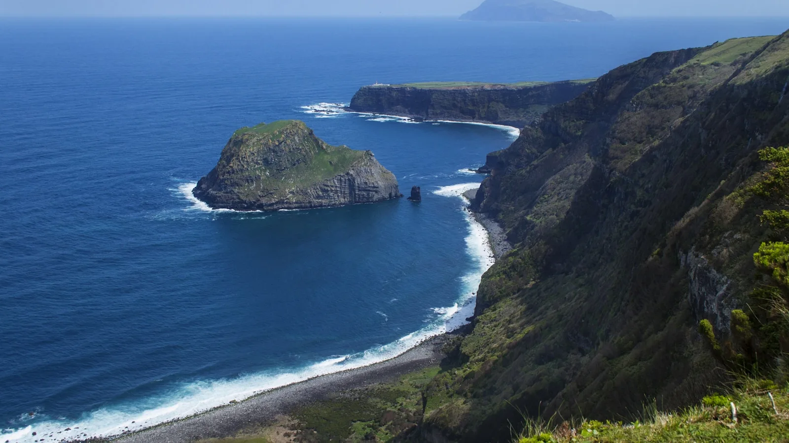 ️ Combiner Corvo avec Flores : le groupe occidental des Açores