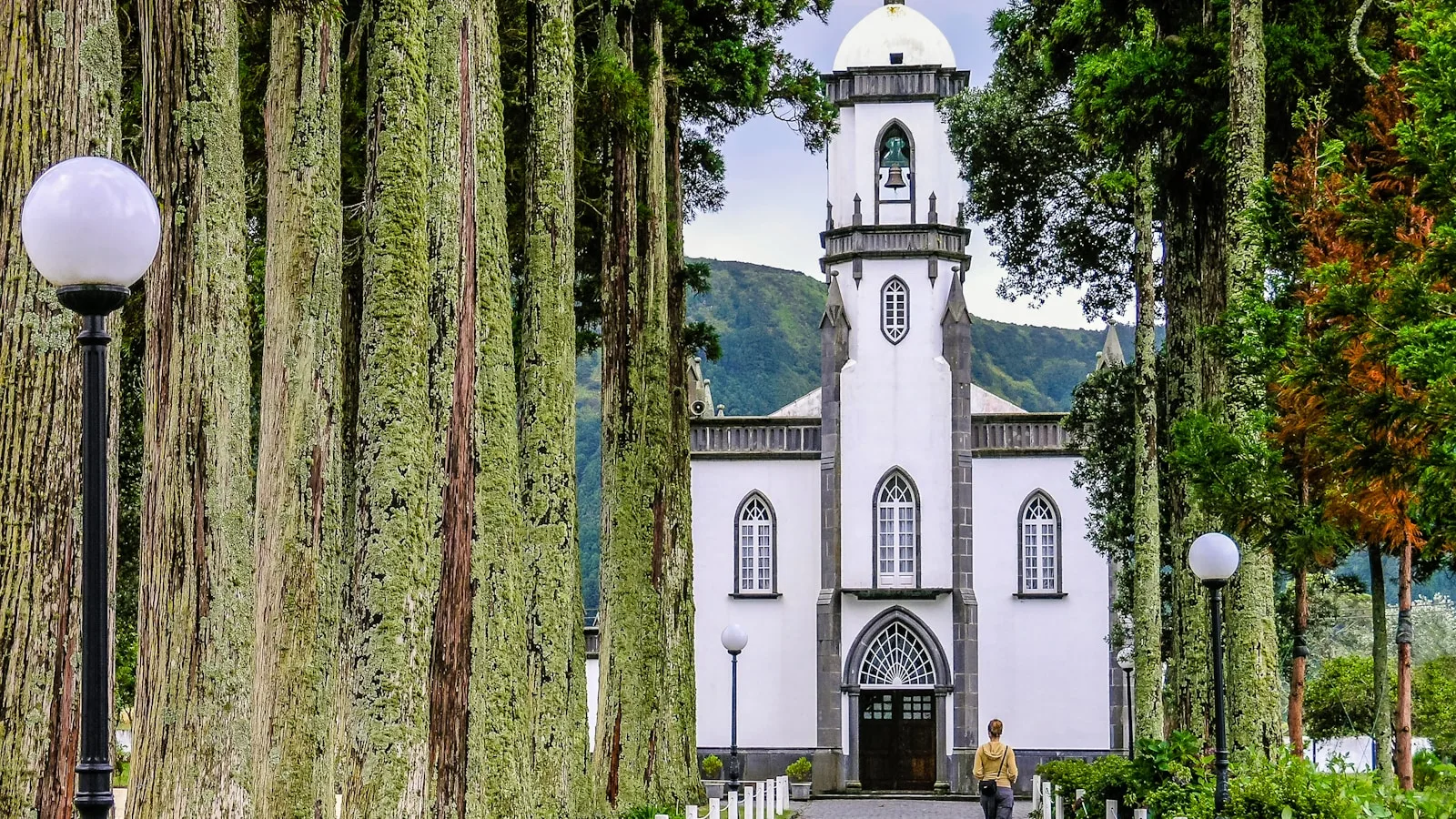 L'Igreja Matriz de Santa Cruz : le cœur religieux de la ville